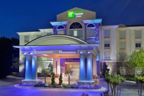 Гостиница Holiday Inn Express Phenix City-Fort Benning, an IHG Hotel  Феникс Сити